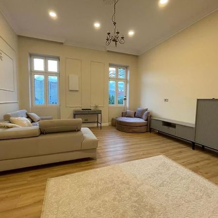 Lucrib Apartment Клуж-Напока Екстериор снимка